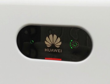 Huawei įkrovos langelis akumuliatorius
