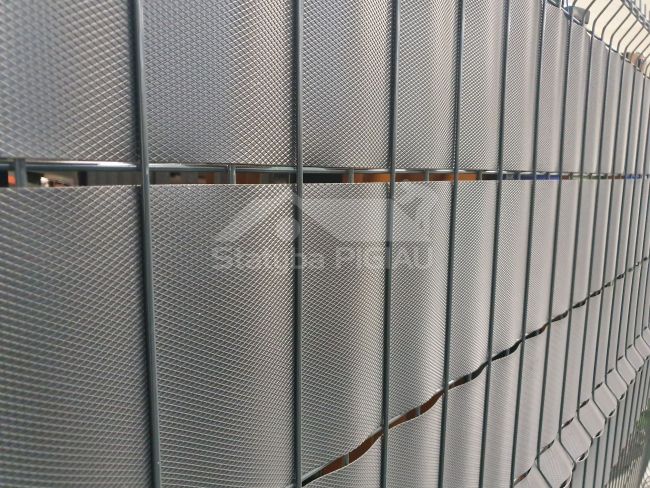Segmentinės tvoros juosta 190 mm x 20,4 m, 630 g/m², PP