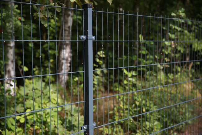 2D segmentas tvorai, 2,5x1,83 m, 200x50mm, Ø-6,0/5,0/6,0mm, ZN+RAL7016