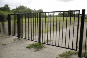 Varstomi vartai, strypelio 20x20 užpildu, 1200x4000 mm