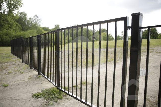 Varstomi vartai, strypelio 20x20 užpildu, 1200x4000 mm