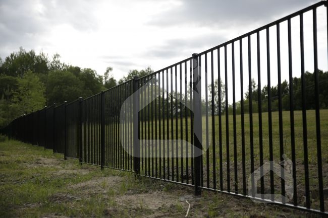 Metalinė 20x20 strypų tvora, 1200x2500 mm (uždara)