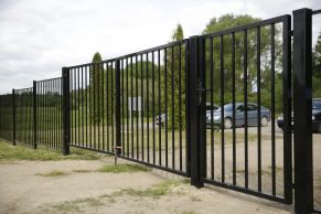 Varteliai, strypelio 20x20 užpildu, 1000x1500 mm
