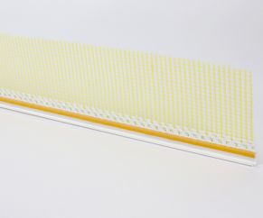 PVC deformacinis profilis 108, su tinkliuku 6mm., 2,4m.