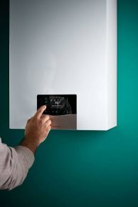 Dujinis kondensacinis katilas Vaillant ecoTEC plus VU 15CS/1-5 (N-INT3), šild. galia 14,8 kW