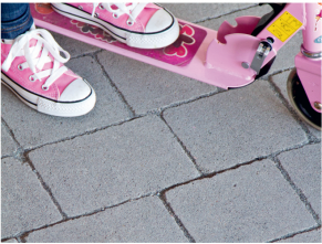 Siūlių užpildas su kietikliu Benders Lithomex Easy (1-10 mm pločio siūlėms)