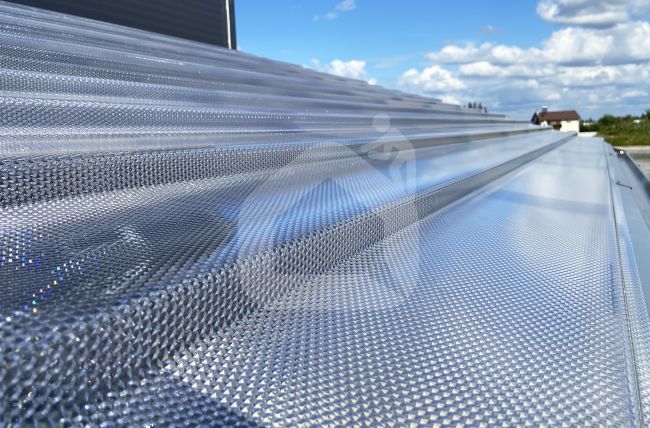 MK PC DIAMOND TILE EFFECT čerpinė polikarbonato danga, 9°, skaidri, 2, 3 m