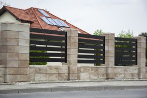 FINI betoniniai blokeliai tvorai KAPUČINO