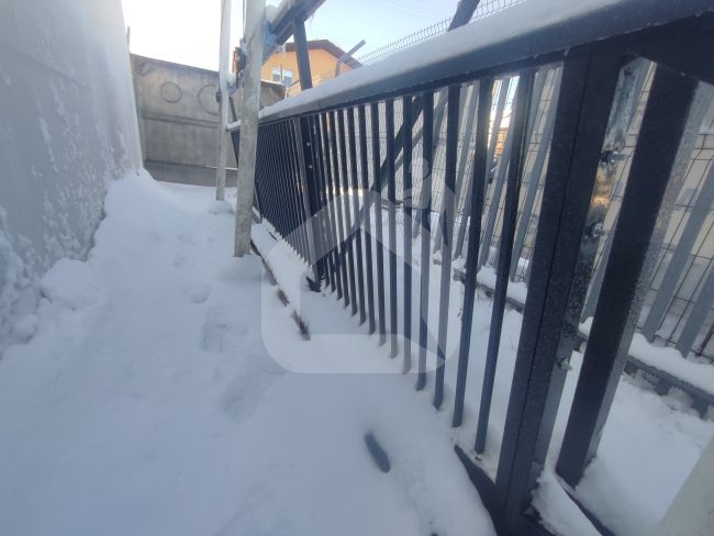 Vartai, 2D, 3D segmento, strypelio užpildu, įv. matmenys ir spalvos (SU DEFEKTAIS)