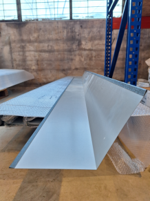 Kraigas 145x145 mm, 110°, įv. spalvos ir padengimai