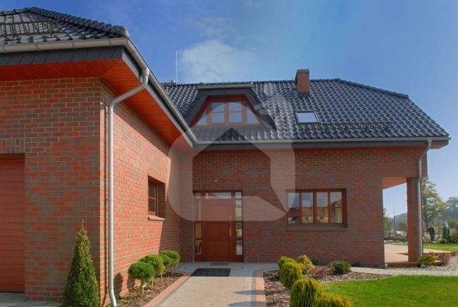 Keramikinė čerpė Roben Monza Plus (įv. spalvos)