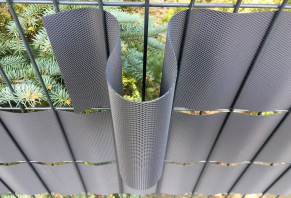 Segmentinės tvoros juosta MIKKO 190 mm x 20,4 m, 630 g/m², PP