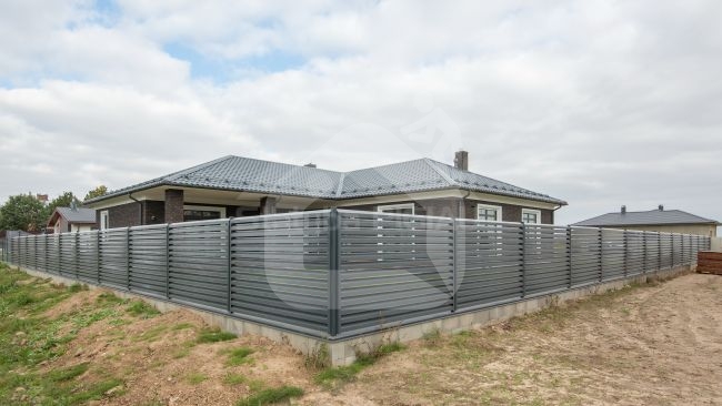 Žaliuzinė tvora MIKKO