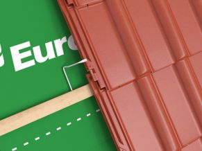 Keraminės čerpės laikiklis Clip DC-9