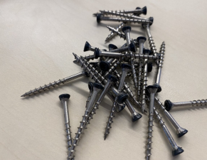 Fibrocementinių dailylenčių sraigtai be sparnelių, nedažyti, James Hardie