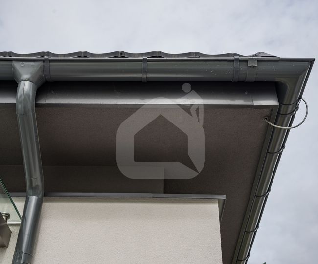 100 mm lietvamzdžio apatinė alkūnė, STRUGA