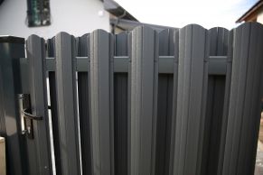 Tvoralentė DIJA+, 0,45 mm, 2xRAL8017, matinis poliesteris