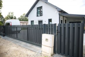 Tvoralentė DIJA+, 0,45 mm, 2xRAL7016, matinis poliesteris