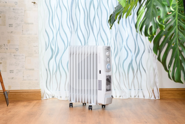 Tepalinis šildytuvas Standart OR15TF-11A, 2,5 kW, su ventiliatoriumi