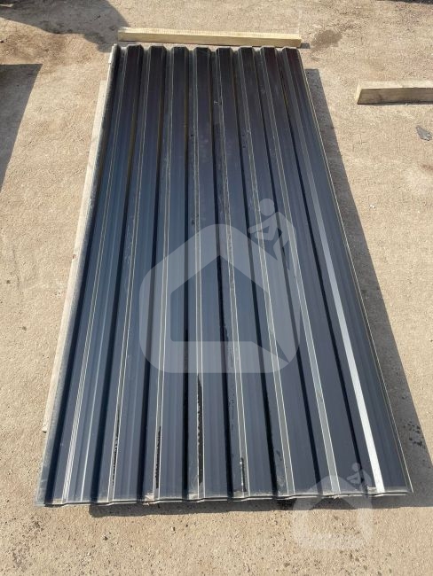 Trapecinis profilis T-18W (fasadinis) RAL9005