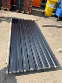 Trapecinis profilis T-18W (fasadinis) RAL9005