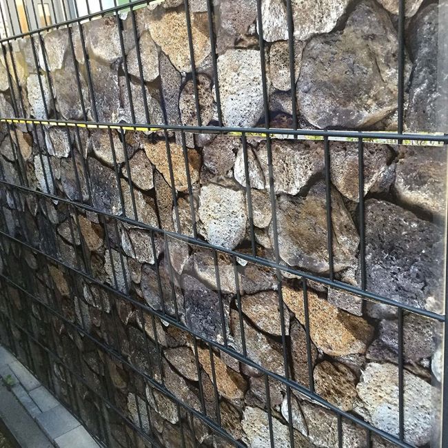 Segmentinės tvoros juosta Bimsstein 190 mm x 35 m + 28 vnt. laikiklių, 450 g/m²